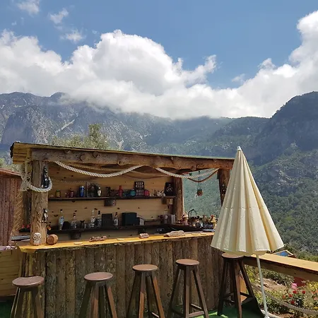 Hotel Shiva Camp